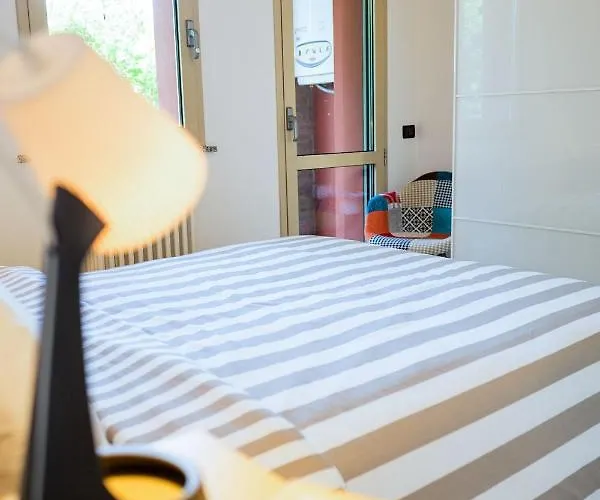 Buro Il Viaggiatore * بارما