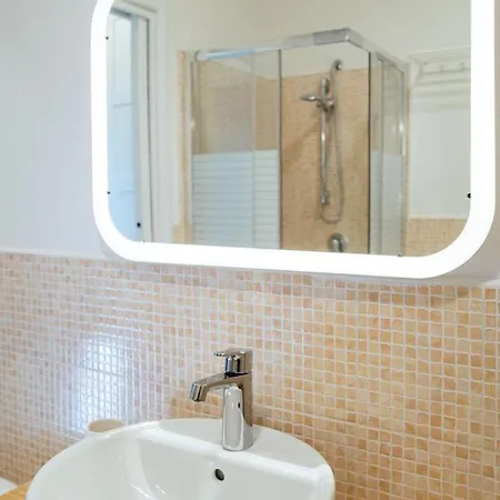 Buro Il Viaggiatore Apartmán Parma